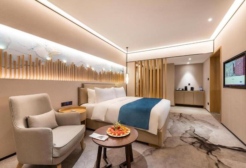 스탠다드 룸 킹사이즈 침대, Mercure Chengdu Huapaifang