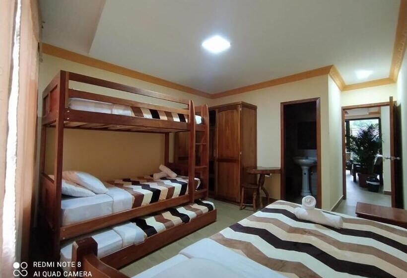 4인용 스탠다드 룸, Hostal El Eden De Mindo