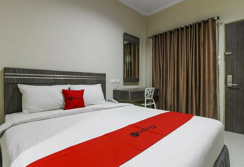 标准间, Reddoorz Plus Syariah @ Jalan Sriwijaya Medan