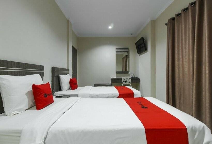 标准间, Reddoorz Plus Syariah @ Jalan Sriwijaya Medan