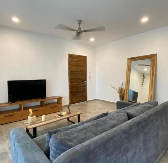 سوییت لوکس, Panacea Condo Tulum