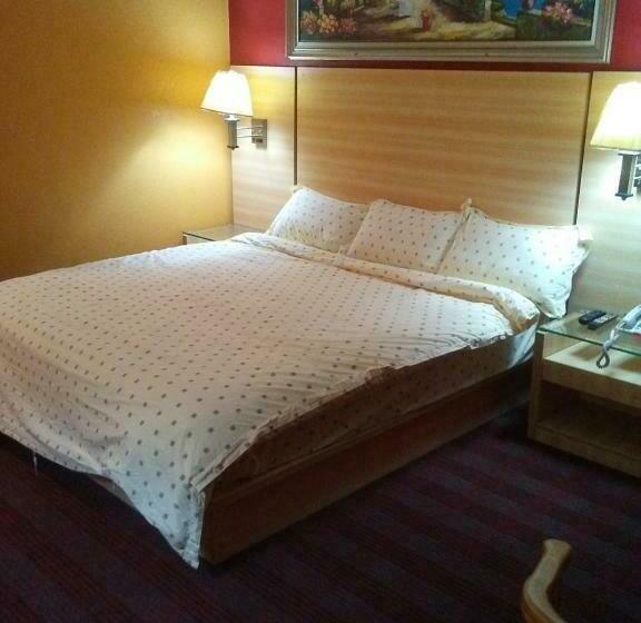 스탠다드 룸 킹사이즈 침대, Ashburn Inn Of Manning