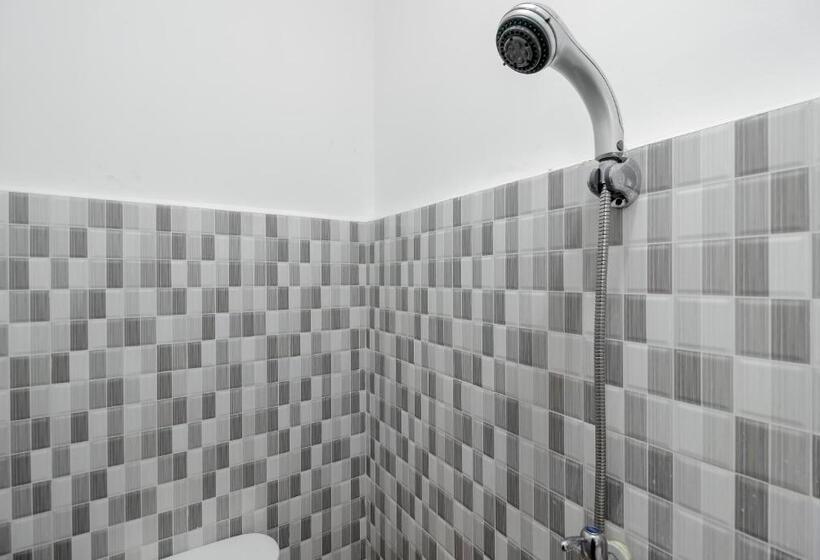 اتاق اکونومی, Reddoorz Near Sam Ratulangi Airport Manado