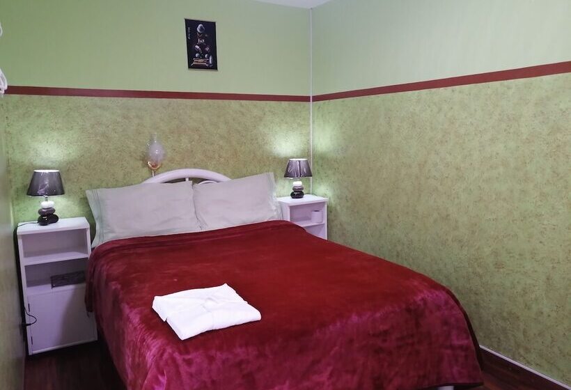 اتاق لوکس, Gran Copacabana Hostal