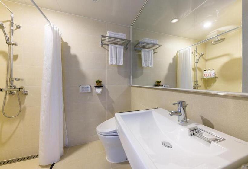 Номер Стандарт, Shin Shin Hotel Cheonjiyeon