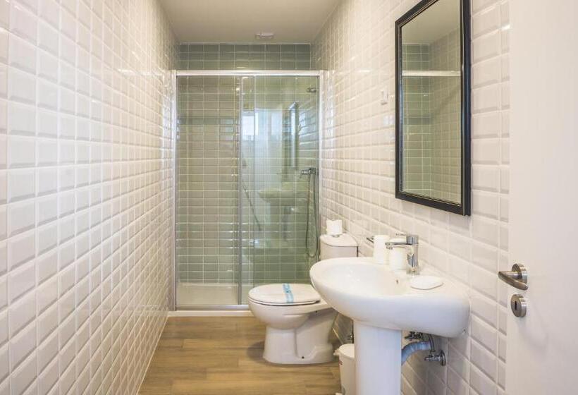 Трехместный Номер Deluxe, In Barcelos Hostel & Guest House