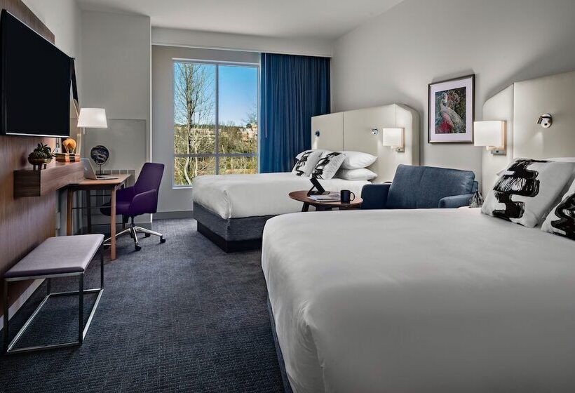 Premium room with river view, Crowne Plaza   North Augusta, An Ihg