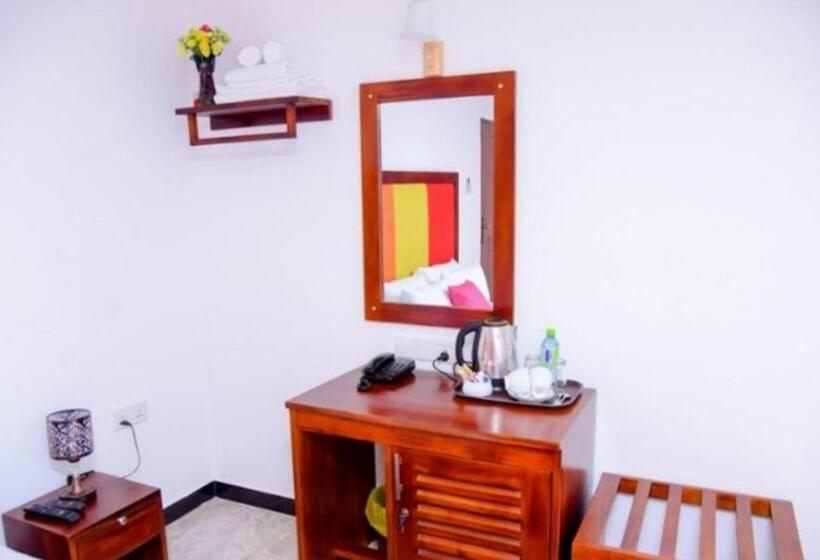 Quarto Triplo Deluxe, Slnco Villa