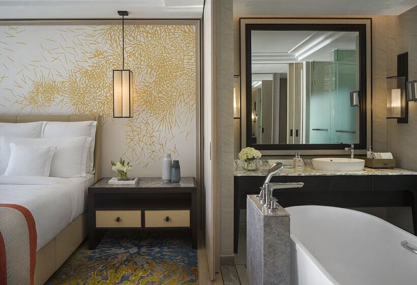 اتاق پرمیوم با چشم‌انداز دریا, Intercontinental Phuket Resort, An Ihg