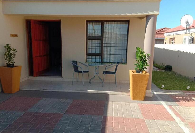 غرفة قياسية, Tap S Home Away From Home