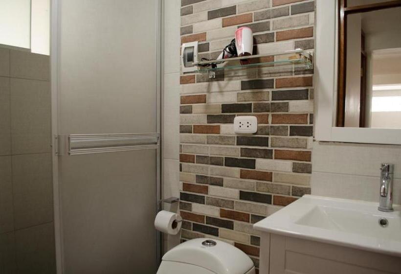 דירת שלושה חדרים, Mayte Apartment