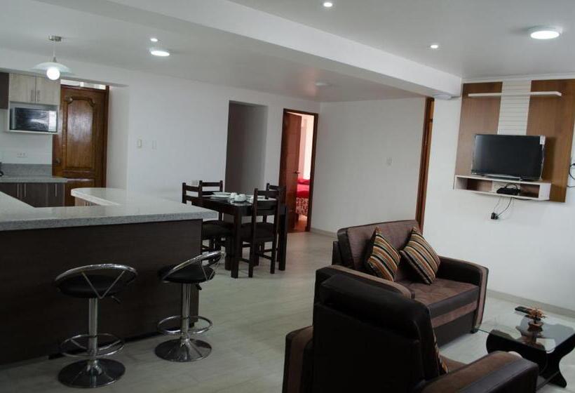 דירת שלושה חדרים, Mayte Apartment
