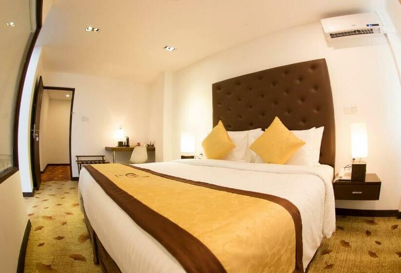 Номер Deluxe, City Hotel Colombo 02