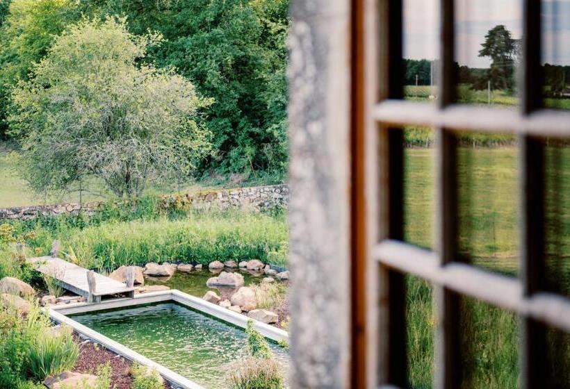 Номер Стандарт Вид на Бассейн, Manoir De Jouralem