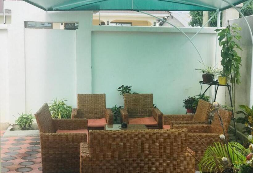 بنگله خانوادگی, Chibuba Airport Accommodation