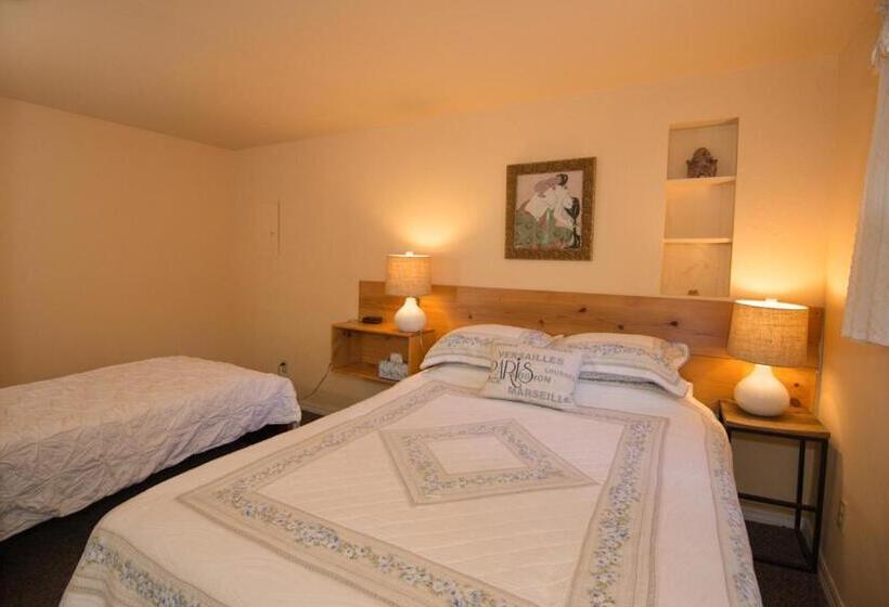 Четырехместный Номер Классик, River View Garden Resort