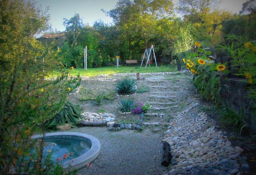 اتاق استاندارد, Eco House Sabero