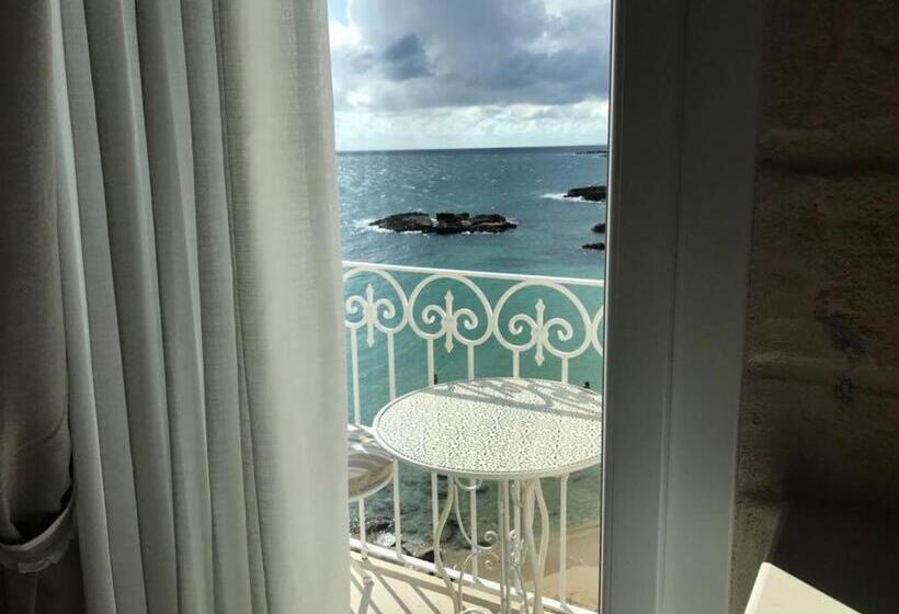 Люкс Кровать Кинг, Miramare