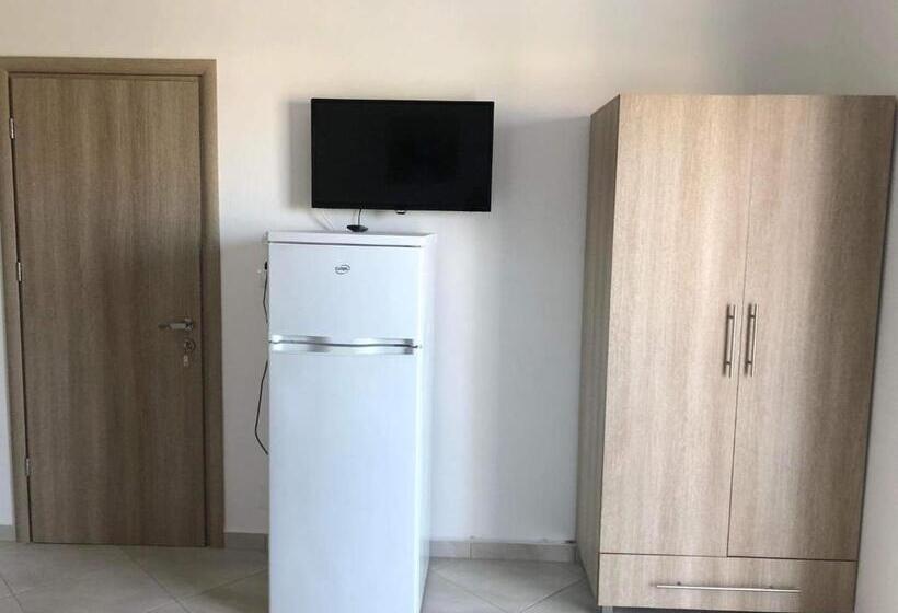 Standard Studio Sea View, Villa Soni Oruci
