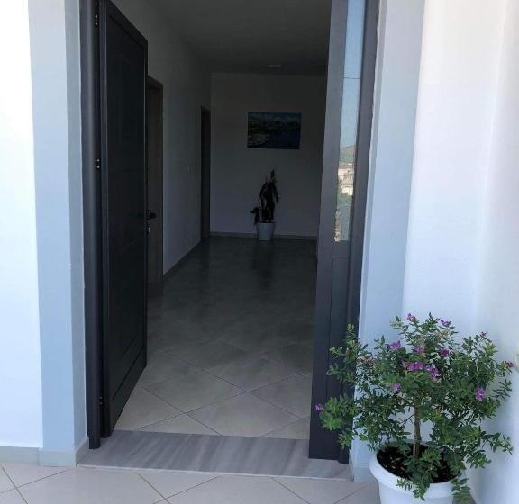 Standard Studio Sea View, Villa Soni Oruci