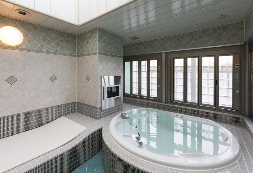 Номер Deluxe, Water Hotel Cy