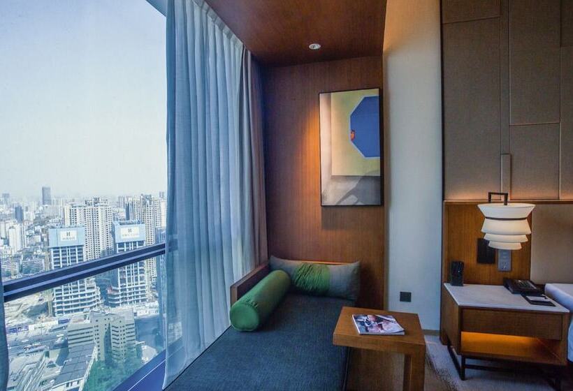 Люкс Superior, Yuluxe  Chengdu