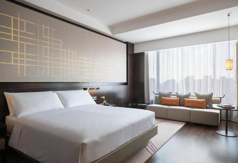 Номер Deluxe Кровать Кинг Вид на Город, Renaissance Shenyang West