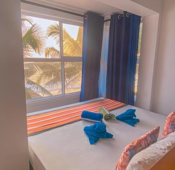 اتاق خانوادگی با چشم‌انداز دریا, Indika Beach Villa