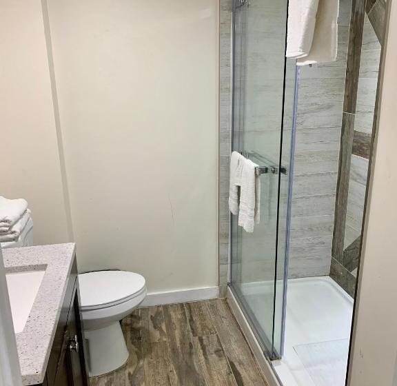 Президентский Люкс, Penn Lodge Hotel & Suites Philadelphia   Bensalem