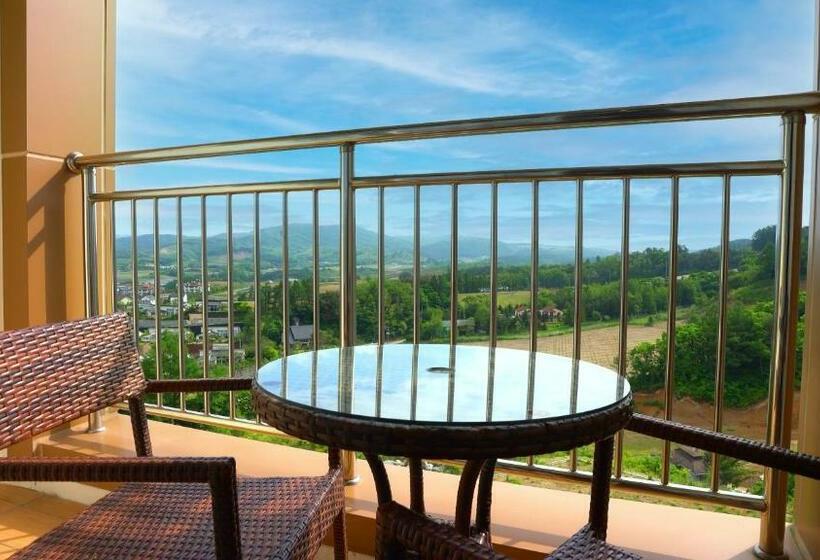 Люкс Клуб, Pyeongchang Ramada Hotel & Suite By Wyndham