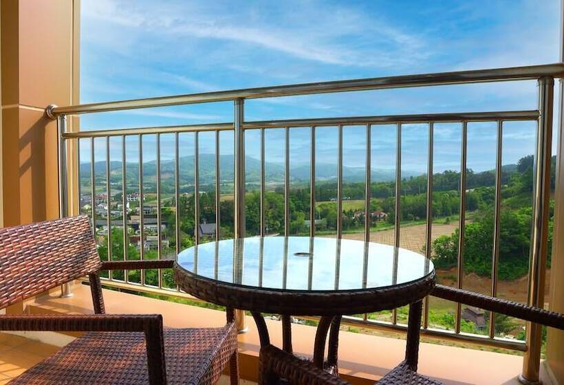 Полулюкс, Pyeongchang Ramada Hotel & Suite By Wyndham