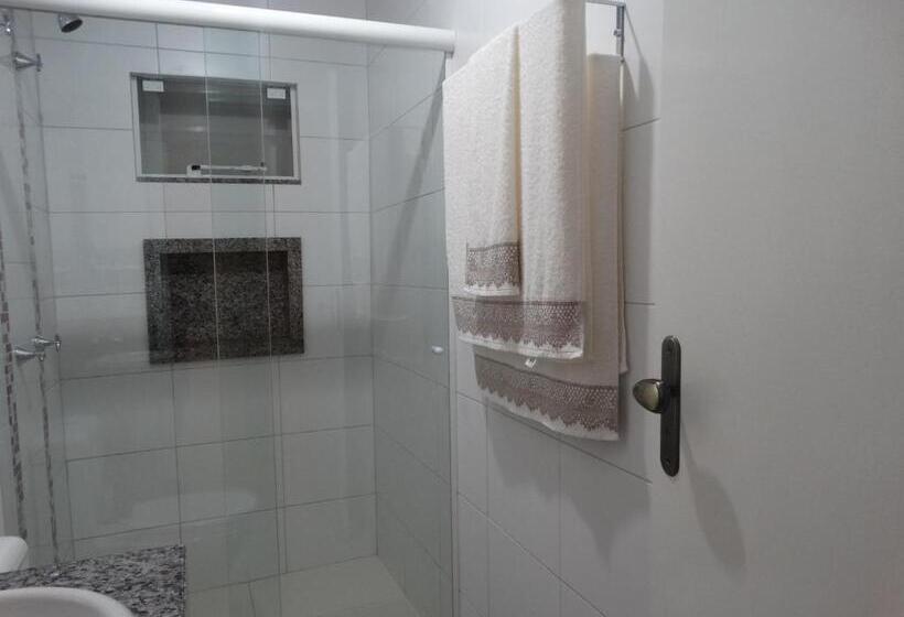 Номер Deluxe Вид на Город, Pousada Central