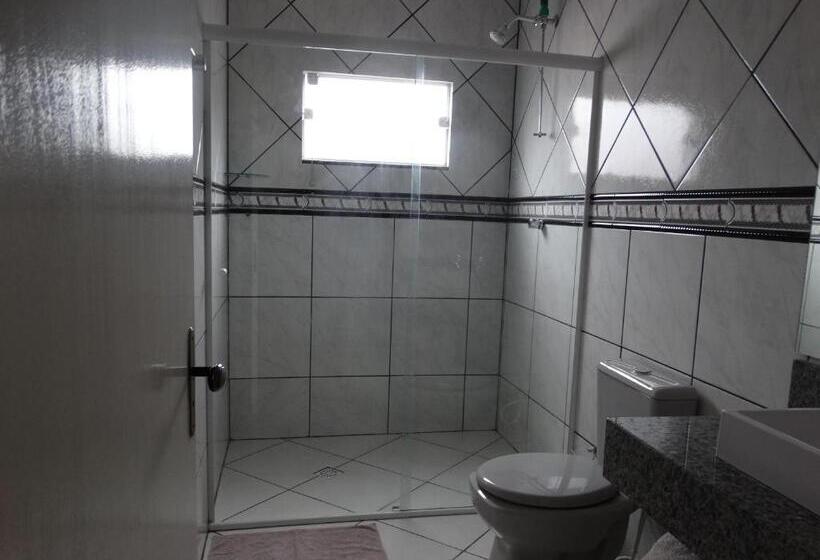 Номер Basic, Pousada Central
