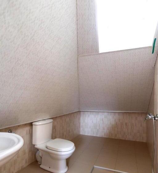 اتاق لوکس, Garnim Guest House