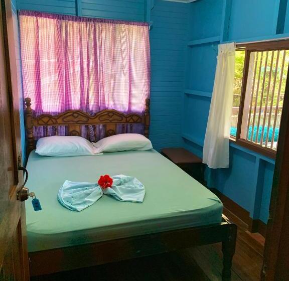 스탠다드 룸 공동 욕실, Pura Vida Hostel