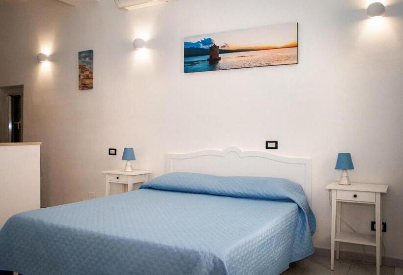 Студия Стандарт, B&b La Pineta
