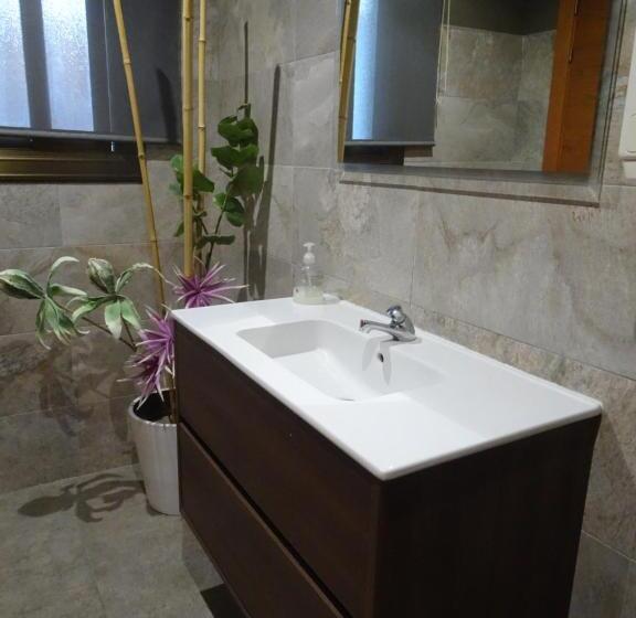 Номер Стандарт, Hostal Internacional
