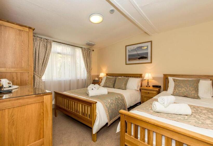 Семейный Номер, Deganwy