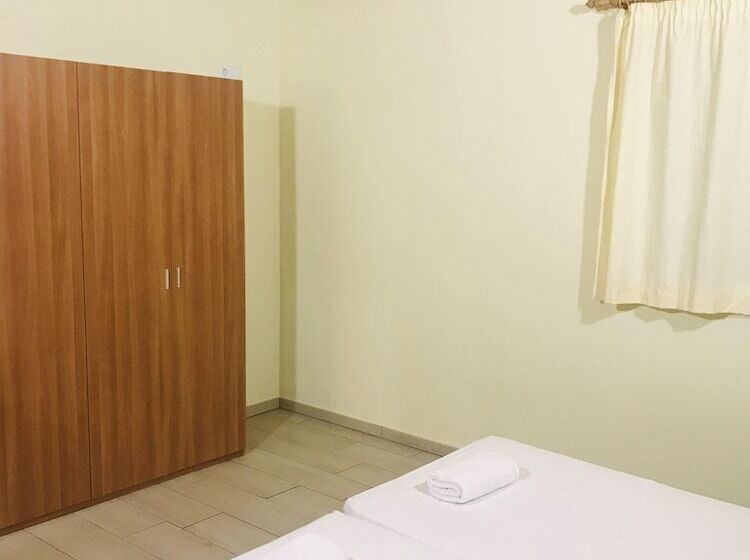 Апартаменты 1 Спальня, Apartamentos Giuliano