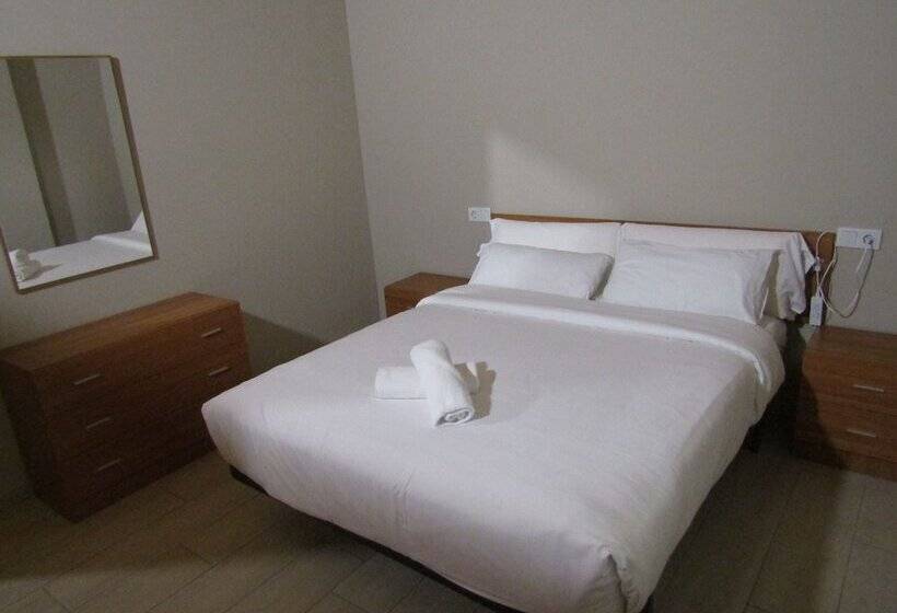 Апартаменты 1 Спальня, Apartamentos Giuliano