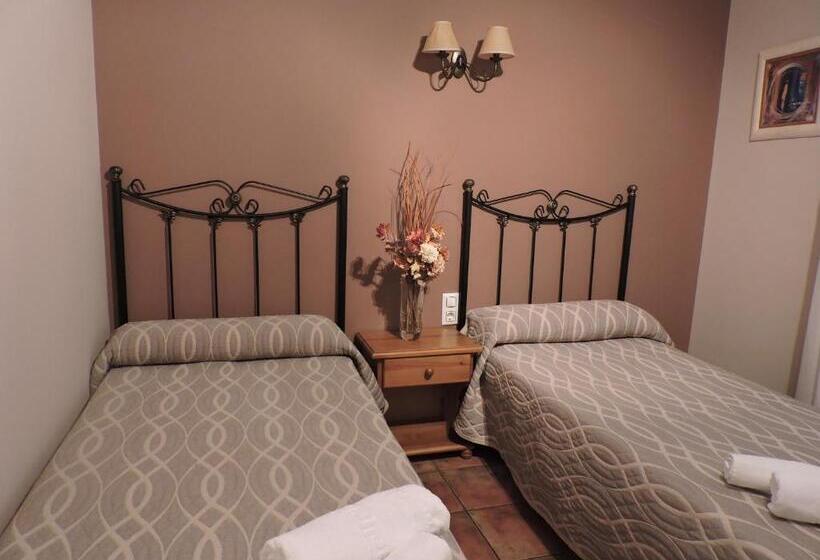 Номер Стандарт, Hostal Villa De Navarrete