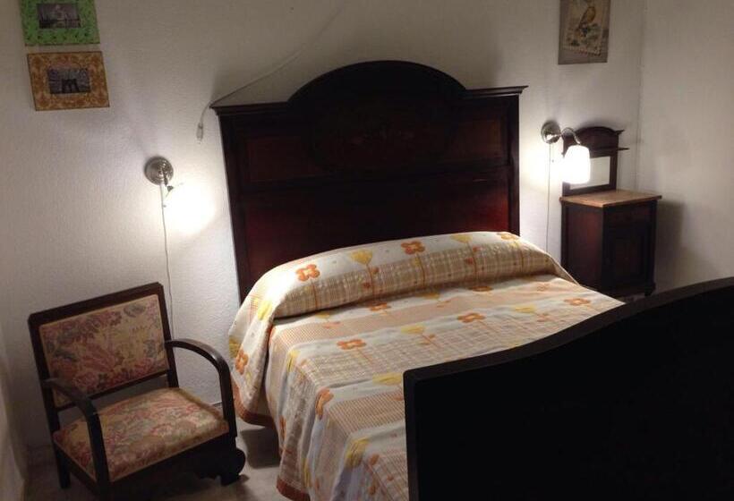 Standard room with outdoor bath, Casa Marifina