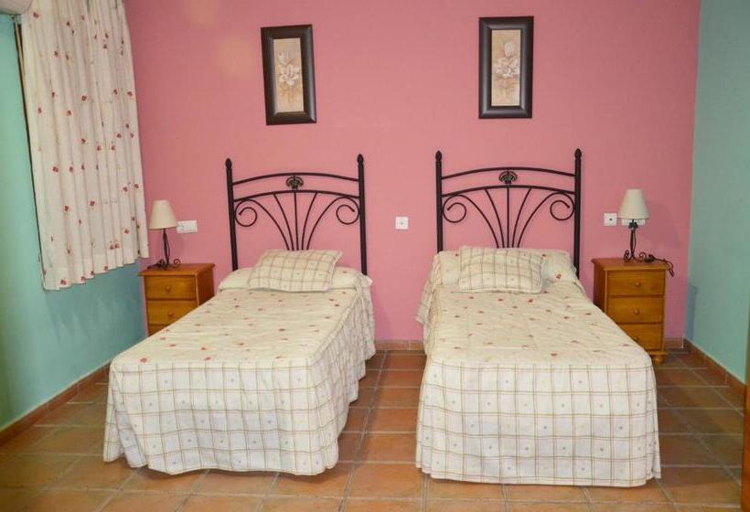 Номер Стандарт, Hostal Restaurante El Parador