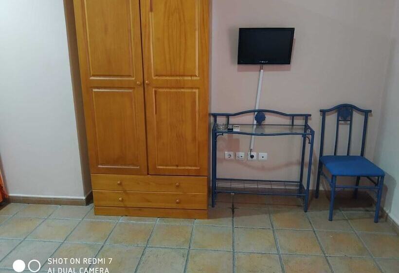 Номер Стандарт, Hostal Restaurante El Parador