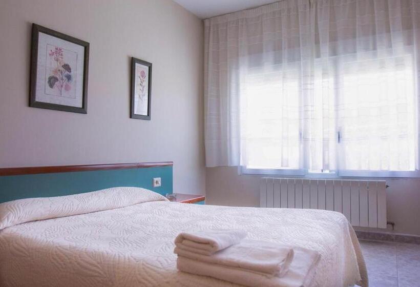 Номер Стандарт Индивидуальный, Hostal Restaurante María Victoria