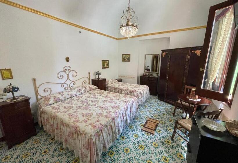 اتاق استاندارد سه نفره, Guest House Al Gattopardo