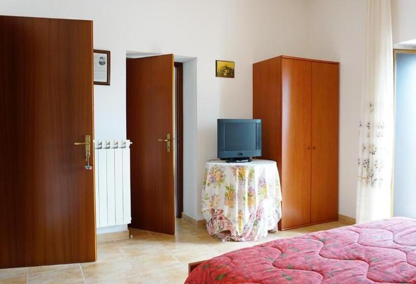 Номер Стандарт, Agriturismo Costa San Bernardo