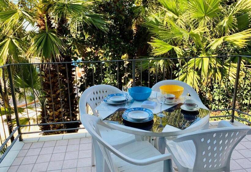 Апартаменты 3 Спальни, Front Lake Apartment Bardolino