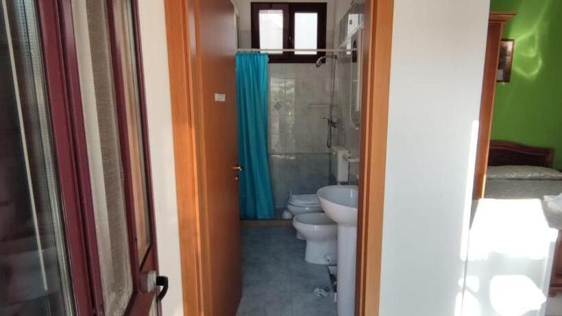 Номер Стандарт Вид на Сад, La Palma Residence Torre San Giovanni