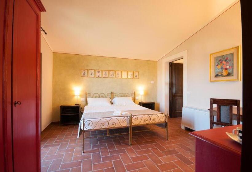 Номер Стандарт с Балконом, Agriturismo Borgo Tra Gli Olivi